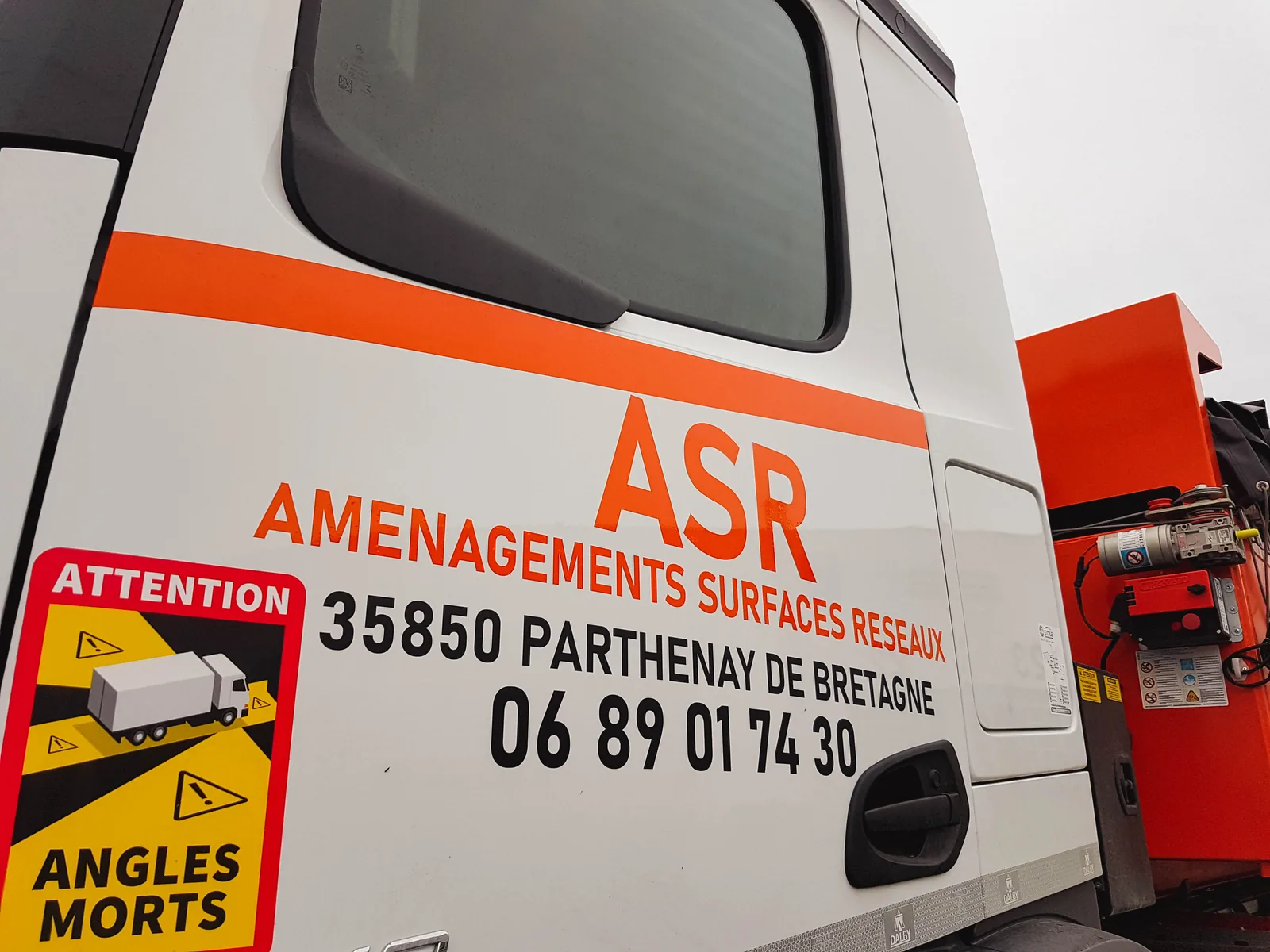 Covering véhicule leasing ASR Rennes, vue 2