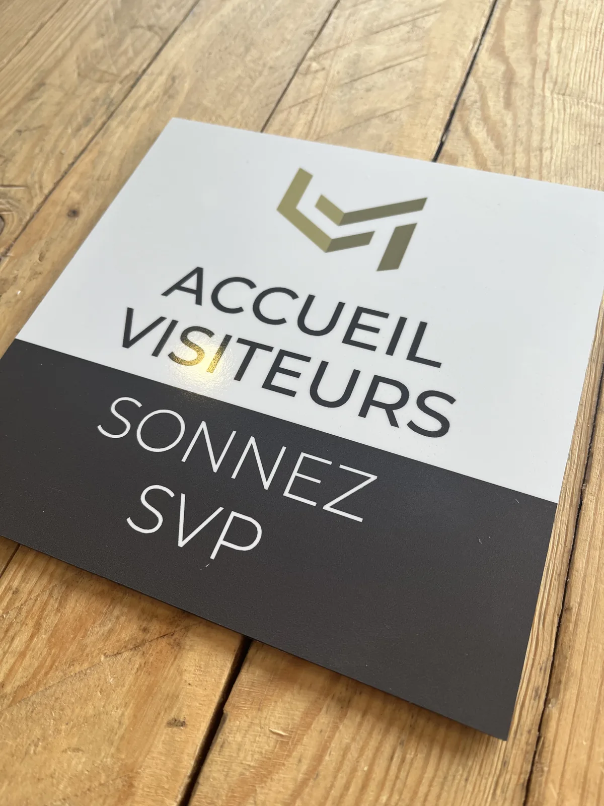 Panneau signalétique accueil visiteurs Rennes