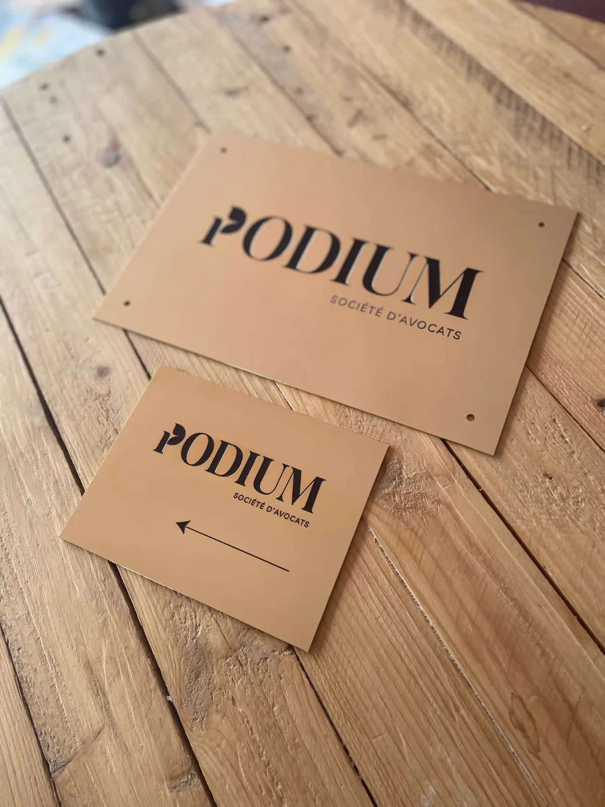 Plaque professionnelle avocat Rennes