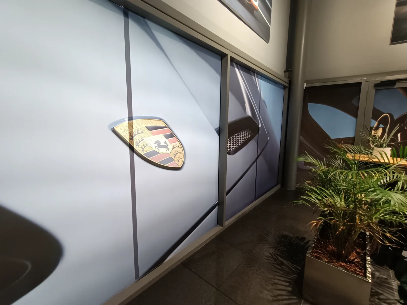 Signalétique & marquage pour garage & auto — Atelier Visible Rennes