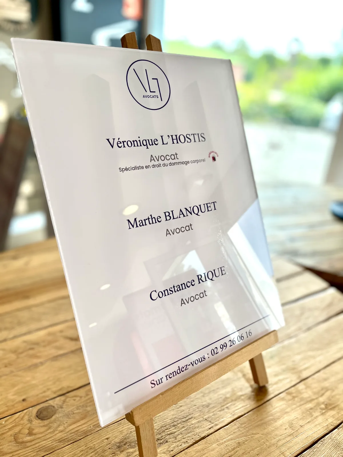Plaque Pro — Atelier Visible Rennes