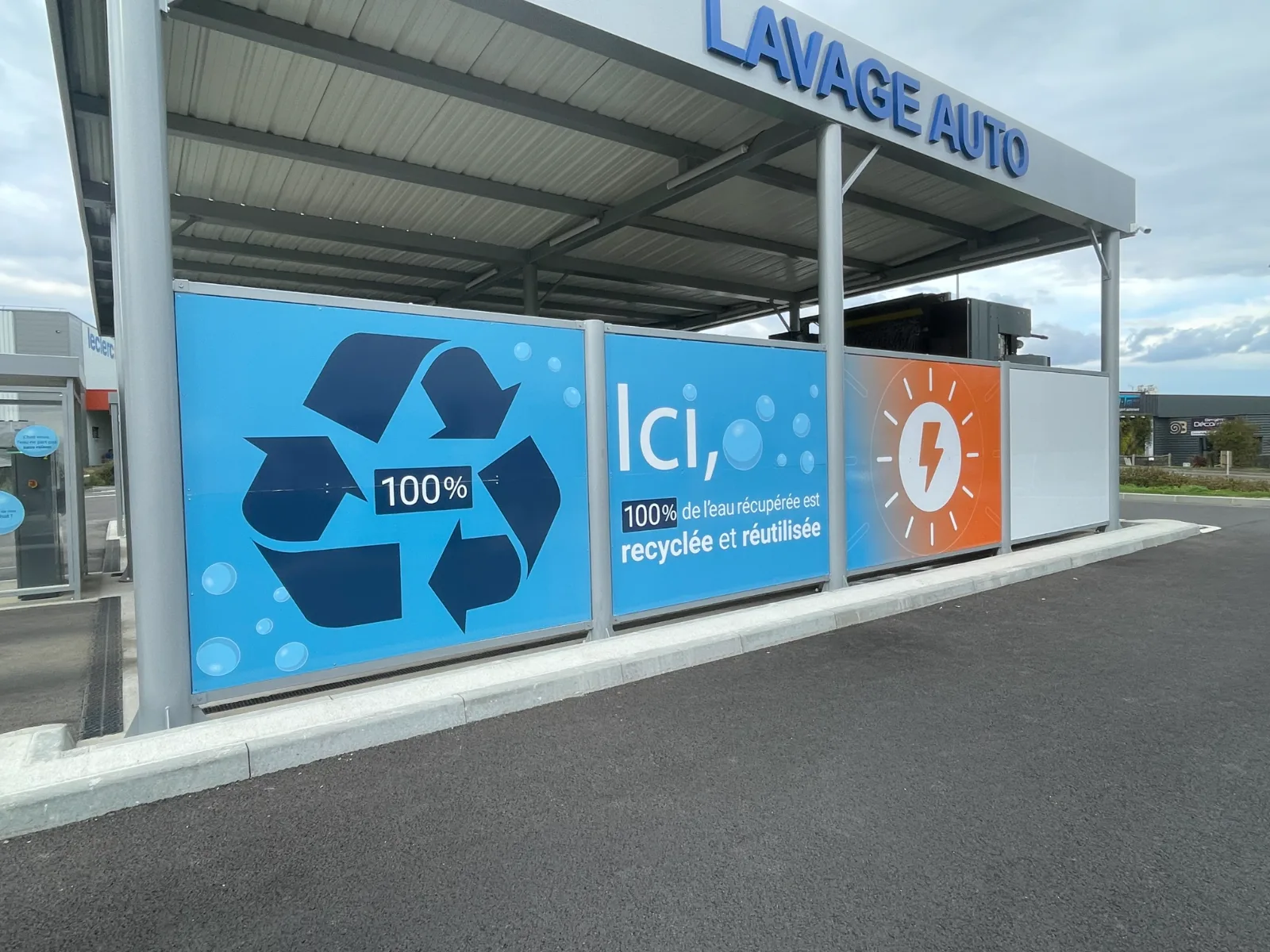Ambiance graphique vitrine Rennes